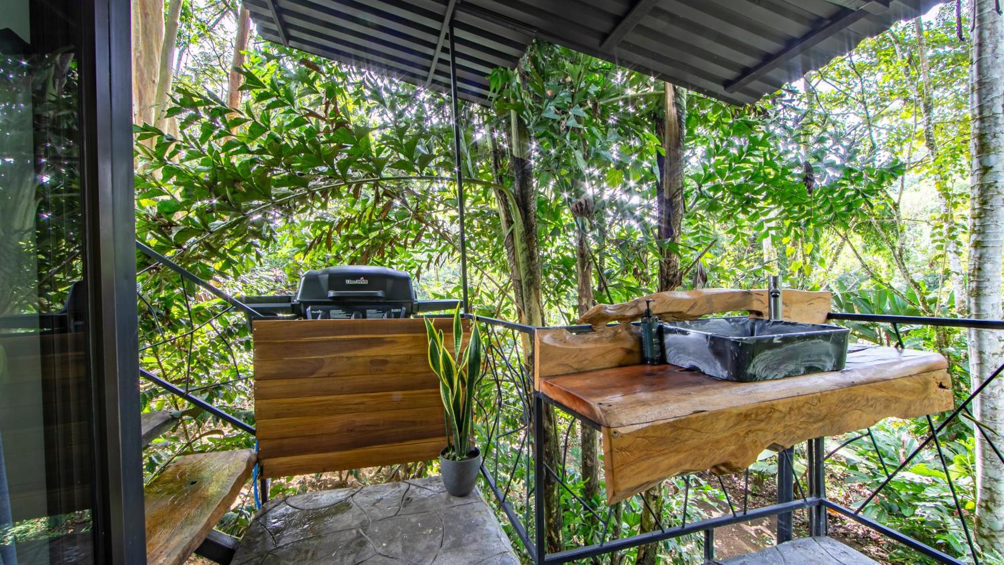 Eden Organic Farm & Bungalows La Fortuna Exterior photo