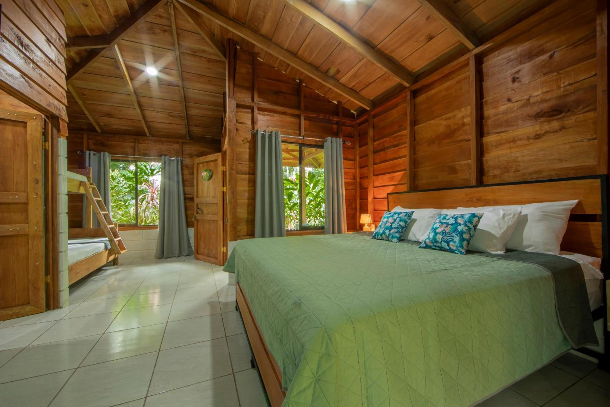 Eden Organic Farm & Bungalows La Fortuna Exterior photo