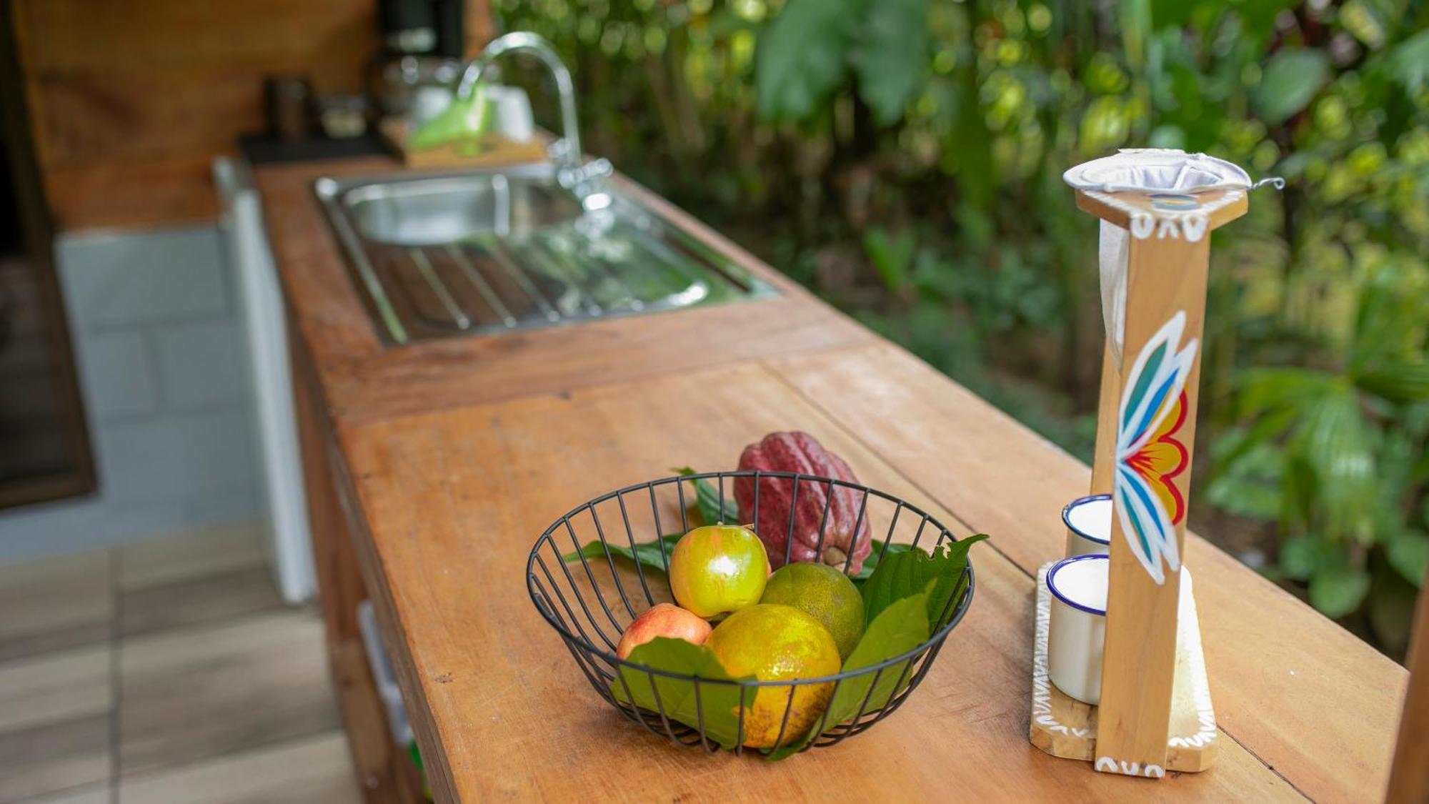 Eden Organic Farm & Bungalows La Fortuna Room photo